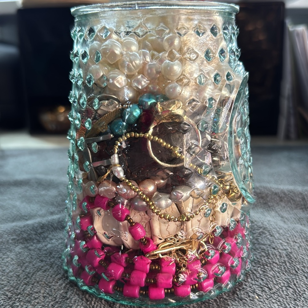 Freshwater pearl Mystery Jewelry Jar #4 - Picture 3 of 5